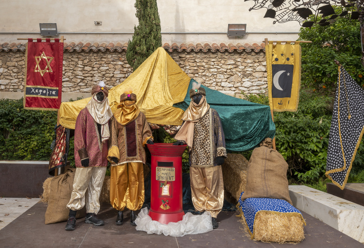 Recollida de cartes per part dels Patges Reials