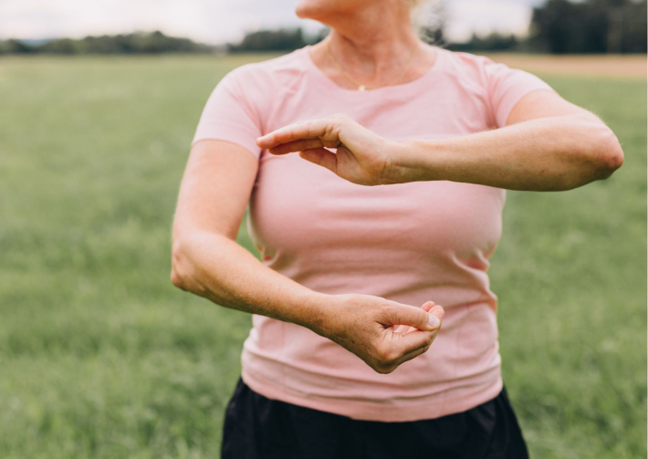 8M: "Beneficis de la meditació en moviment"