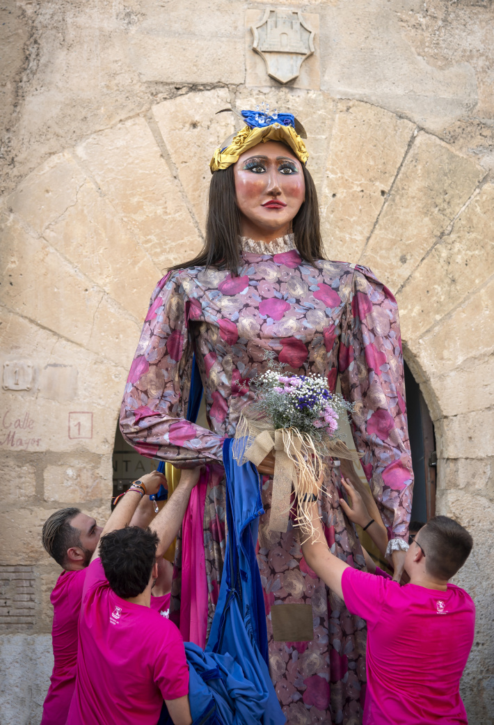 FME: Vestida dels Gegants de l’Orfeó Canongí