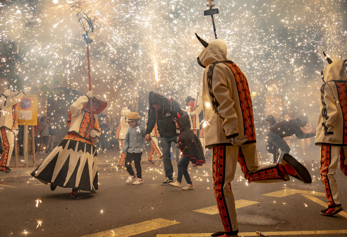 FMH: Ball de Sant Miquel i Diables infantil. I a continuació, Correfoc infantil