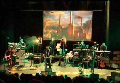 "Outside the Wall", banda tribut a Pink Floyd