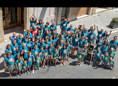 Fotografia amb la samarreta de la Festa Major