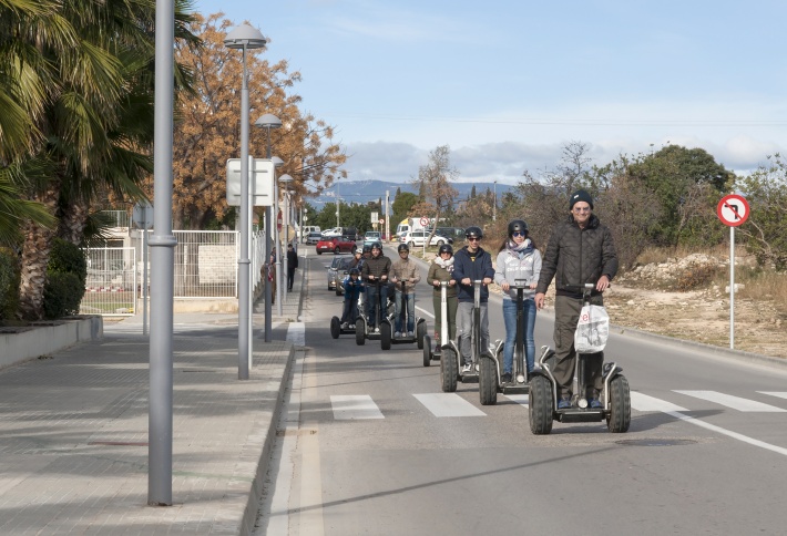 FMH: Passeig en segways per camí