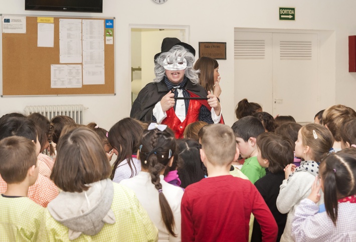 Sa Majestat Carnestoltes visita l’escola