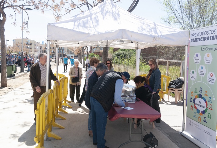 FESTA DE LA MUNICIPALITAT: Carpa de votació dels Pressupostos Participatius