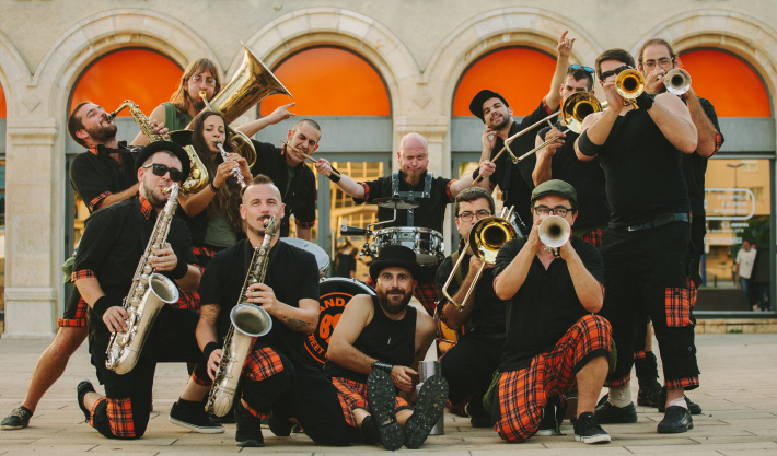 Vespre jove amb Bandarra Street Orkestra