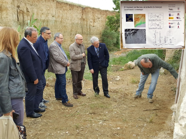 L'alcalde de la Canonja i el president de la Diputació de Tarragona visiten les excavacions del Barranc de la Boella