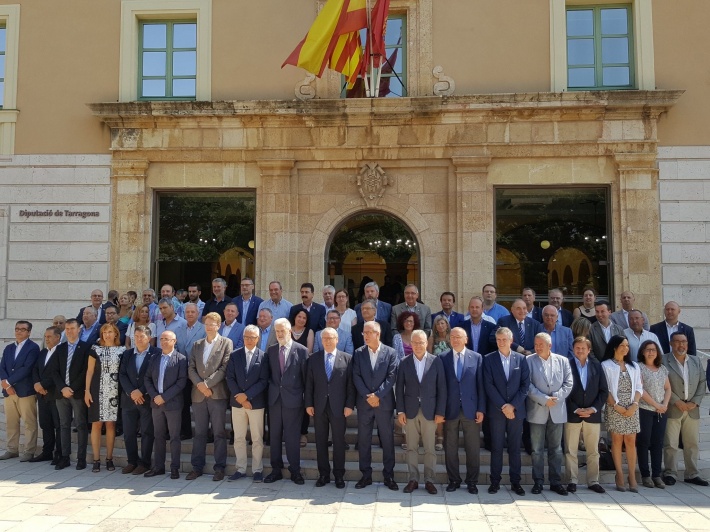 L'Ajuntament de la Canonja, present a la signatura del manifest de suport al Centre Recreatiu i Turístic de Vila-seca i Salou