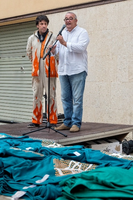 La presentació de la samarreta de la festa dona el tret de sortida a la Festa Major de la Canonja