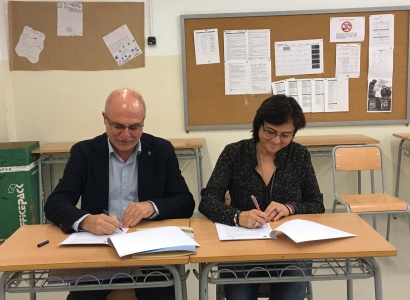 El Projecte Rossinyol arriba a l’Institut Collblanc per facilitar la integració social