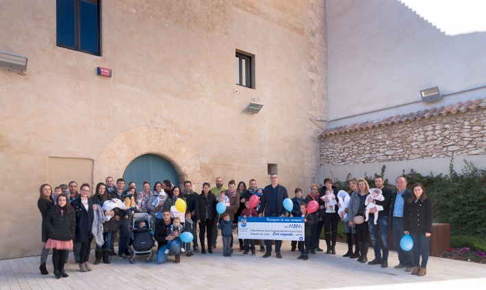 La Canonja dona la benvinguda als seus nadons amb un ajut de 150 euros