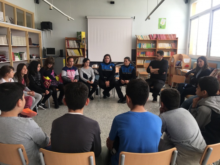 La Guàrdia Municipal imparteix educació per a la mobilitat segura a l’escola