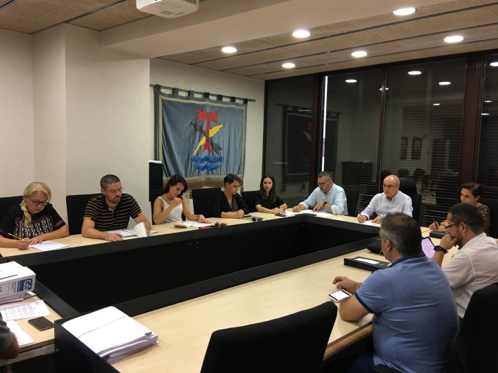 La Canonja aprova les subvencions per incentivar la creació de llocs de treball i els ajuts al lloguer per a joves