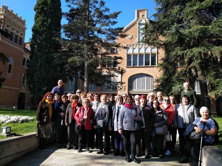 L'Escola d'Adults visita l'Institut Pere Mata