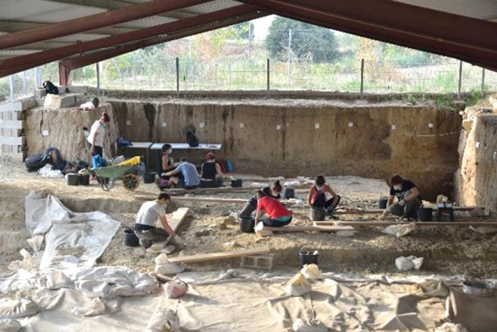 La 13a excavació arqueològica al Barranc de la Boella ha permès recuperar eines i restes esquelètiques d’animals d'entre un milió i 800.000 anys
