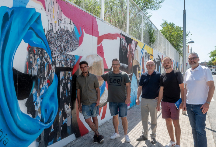 Un mural gegant vesteix cent vint metres de mur amb elements característics de la Canonja