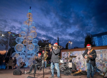 La Canonja encén les llums de Nadal des de la Rambla 15 d’abril