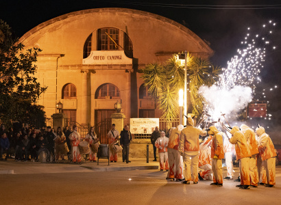 La inauguració del Teatre Municipal Orfeó Canongí, acte central de la Festa Major