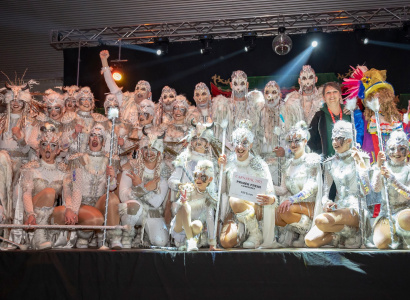 Més de 500 persones desfilen pels carrers de la Canonja en la magnífica Rua de Carnaval