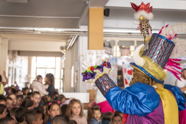 Visita de S.M. Carnestoltes a l'Escola