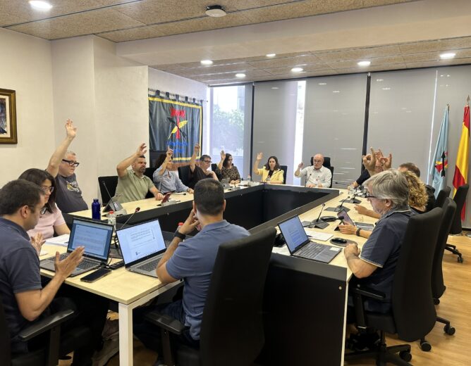 El ple municipal aborda qüestions econòmiques, urbanístiques i de serveis en la sessió ordinària del 28 de maig